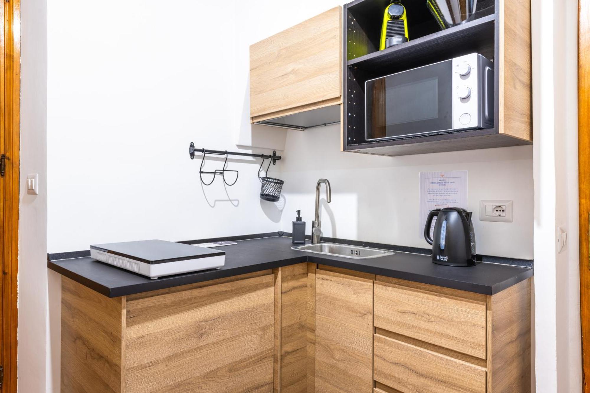 San Calisto Apartment Рим Екстер'єр фото